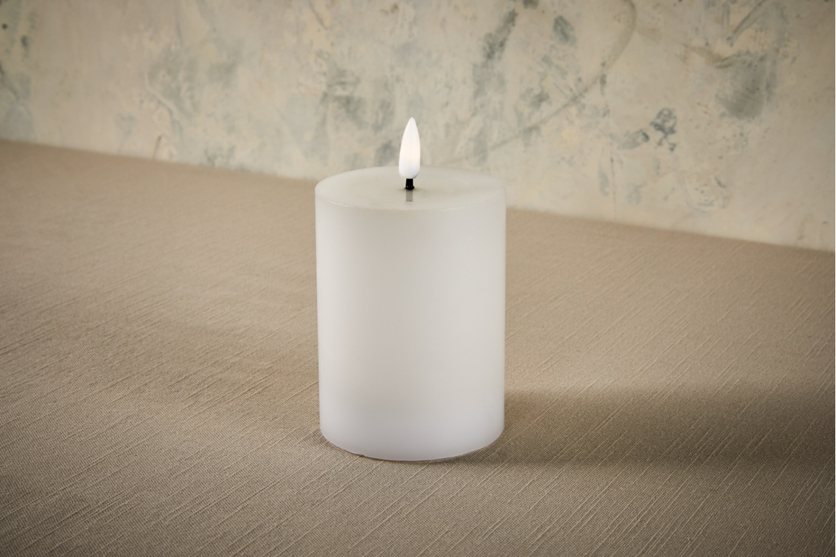 Maxwell & Williams Let's Get Lit LED Flameless Candle 7.5x10cm Natural Gift Boxed